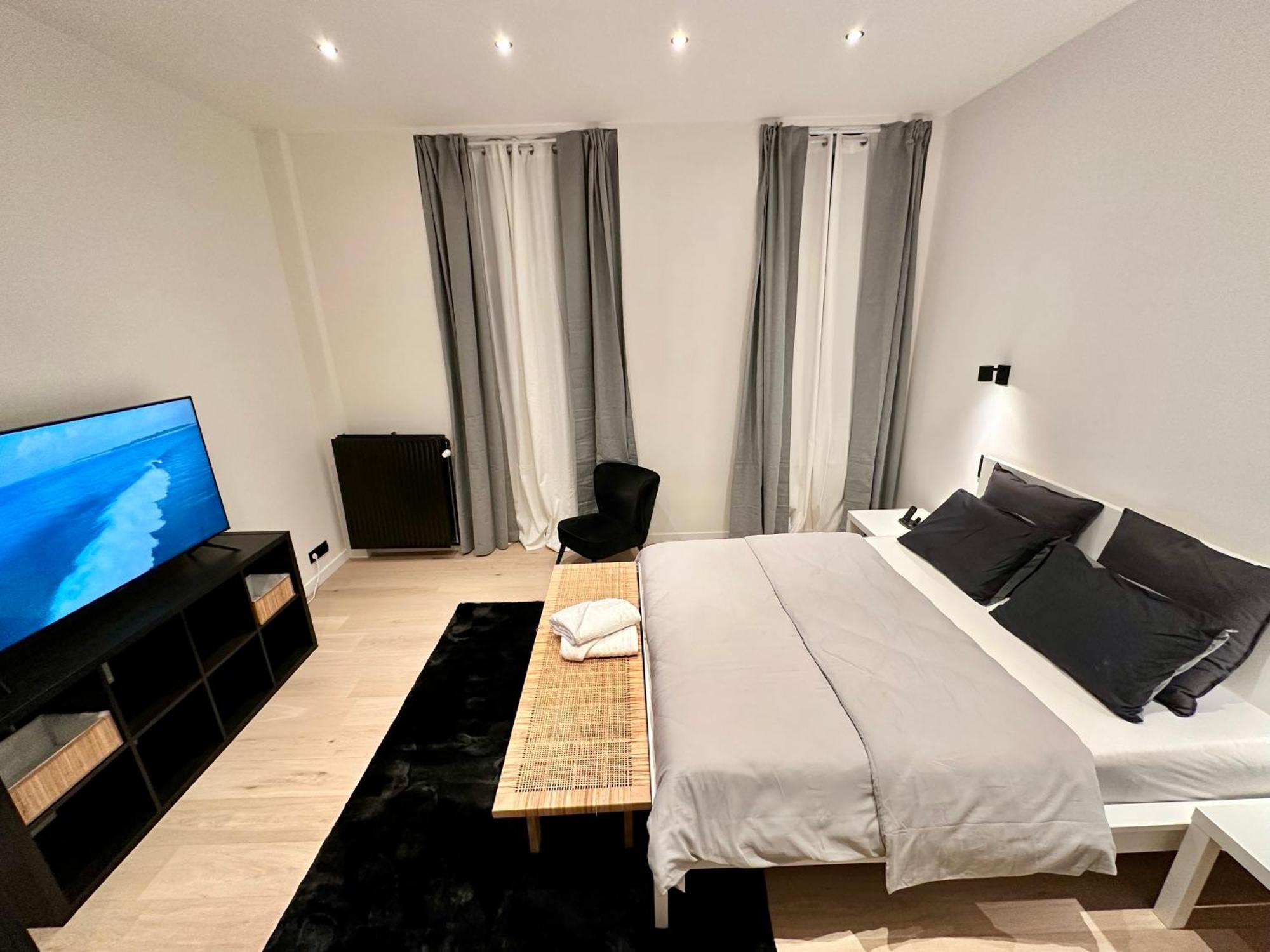 My Haus European Commision Bed & Breakfast Brussel Bagian luar foto