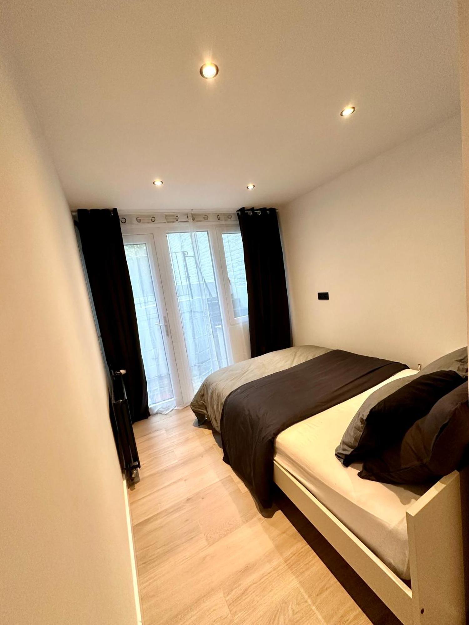 My Haus European Commision Bed & Breakfast Brussel Bagian luar foto